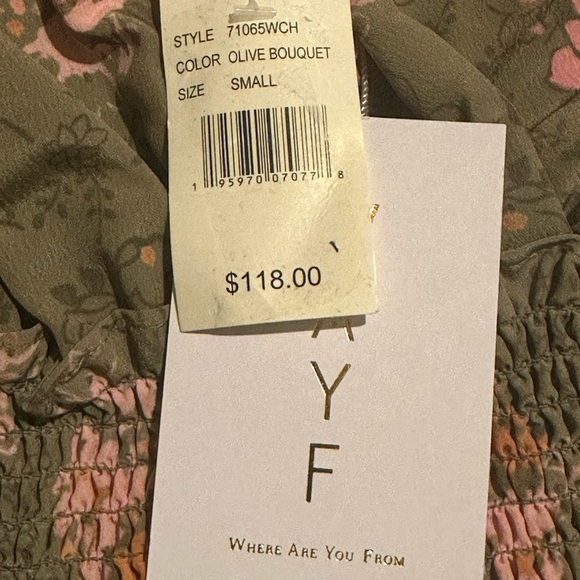 NWT! WAYF Off-the-Shoulder Floral Print Long Sleeve Smocked Crop Top SIZE S - Picture 10 of 12